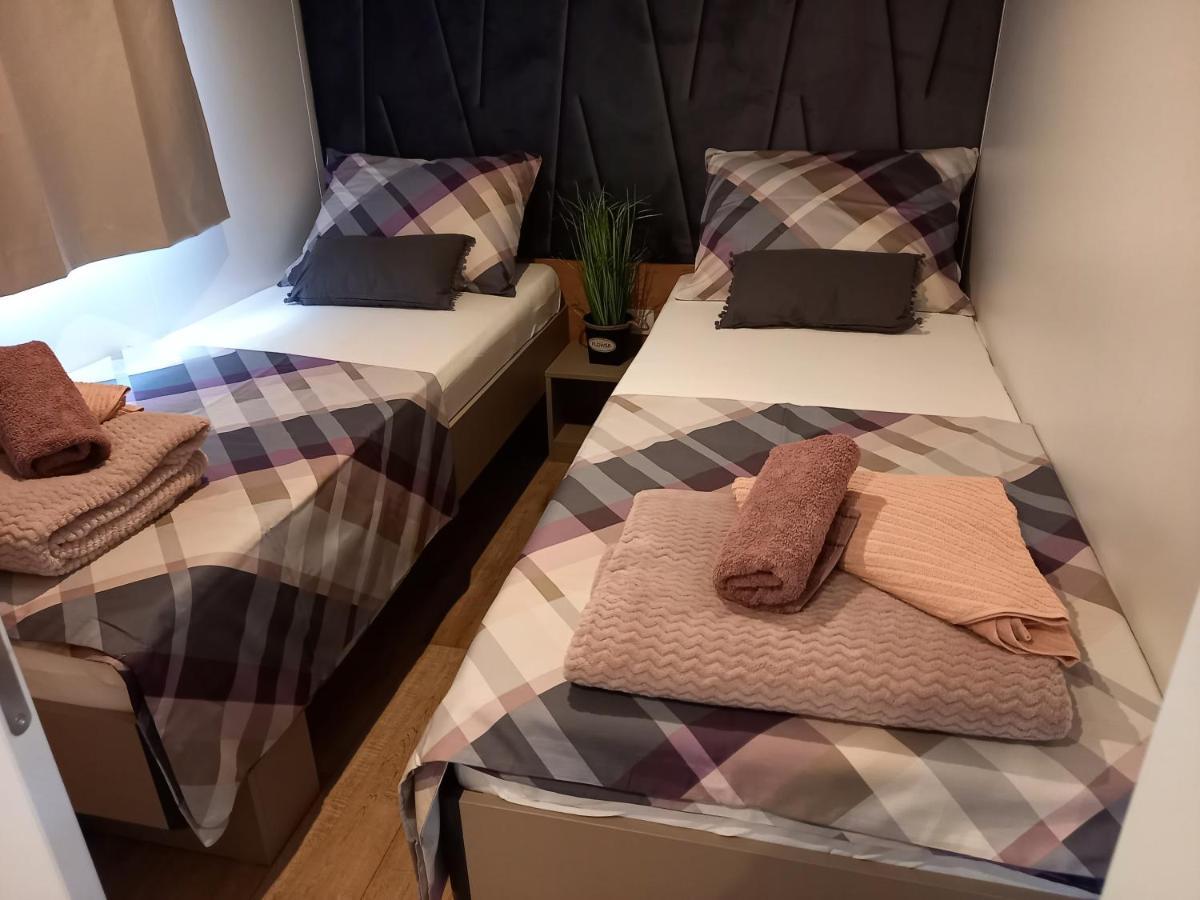Mobile Home Agava 2 Biograd Na Moru Luaran gambar